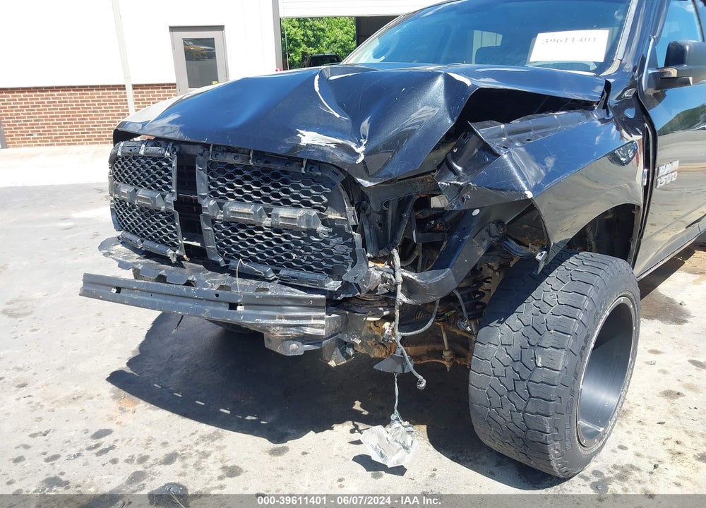2016 RAM 1500 EXPRESS VIN: 3C6RR7KT9GG136900