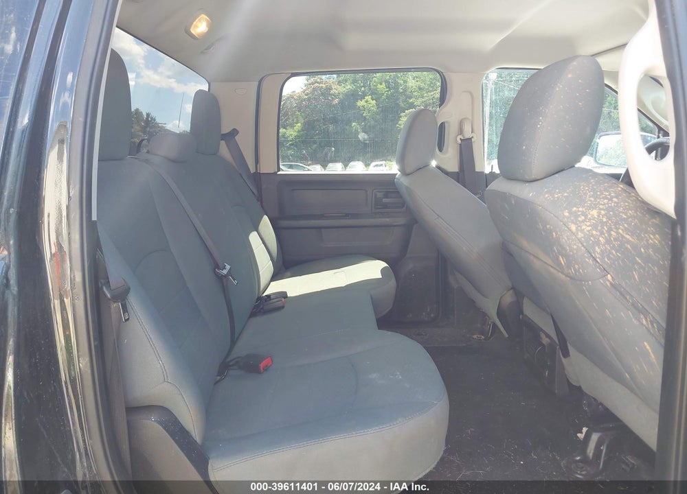 2016 RAM 1500 EXPRESS VIN: 3C6RR7KT9GG136900