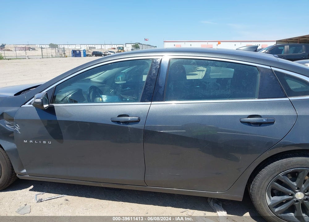 2018 CHEVROLET MALIBU LT VIN: 1G1ZD5STXJF237022