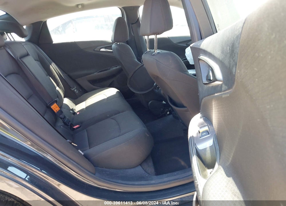2018 CHEVROLET MALIBU LT VIN: 1G1ZD5STXJF237022