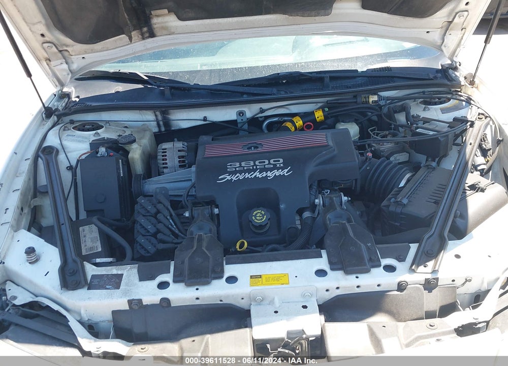 2001 PONTIAC GRAND PRIX GTP VIN: 1G2WR52111F228448