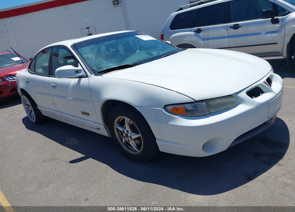 2001 PONTIAC GRAND PRIX GTP VIN: 1G2WR52111F228448