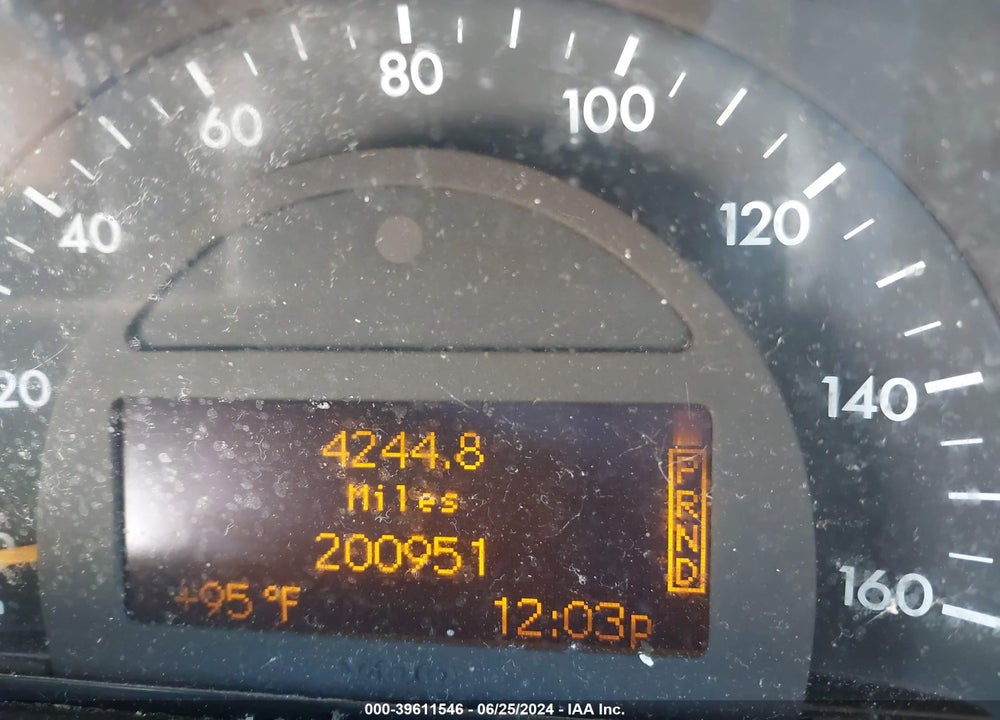 2004 MERCEDES-BENZ C 240 4MATIC VIN: WDBRF81J94F456575