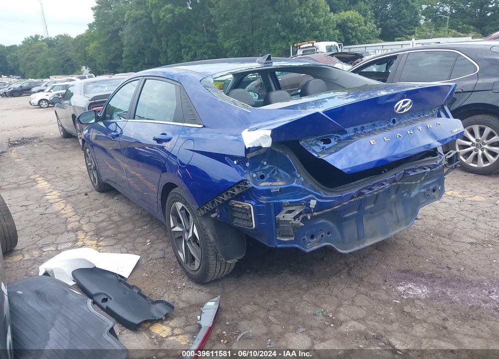 2022 HYUNDAI ELANTRA VIN: 5NPLP4AG7NH067250