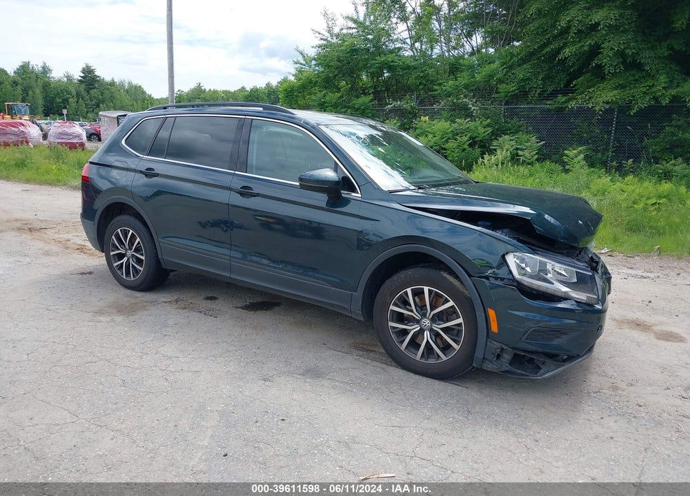 2019 VOLKSWAGEN TIGUAN VIN: 3VV2B7AX9KM064868