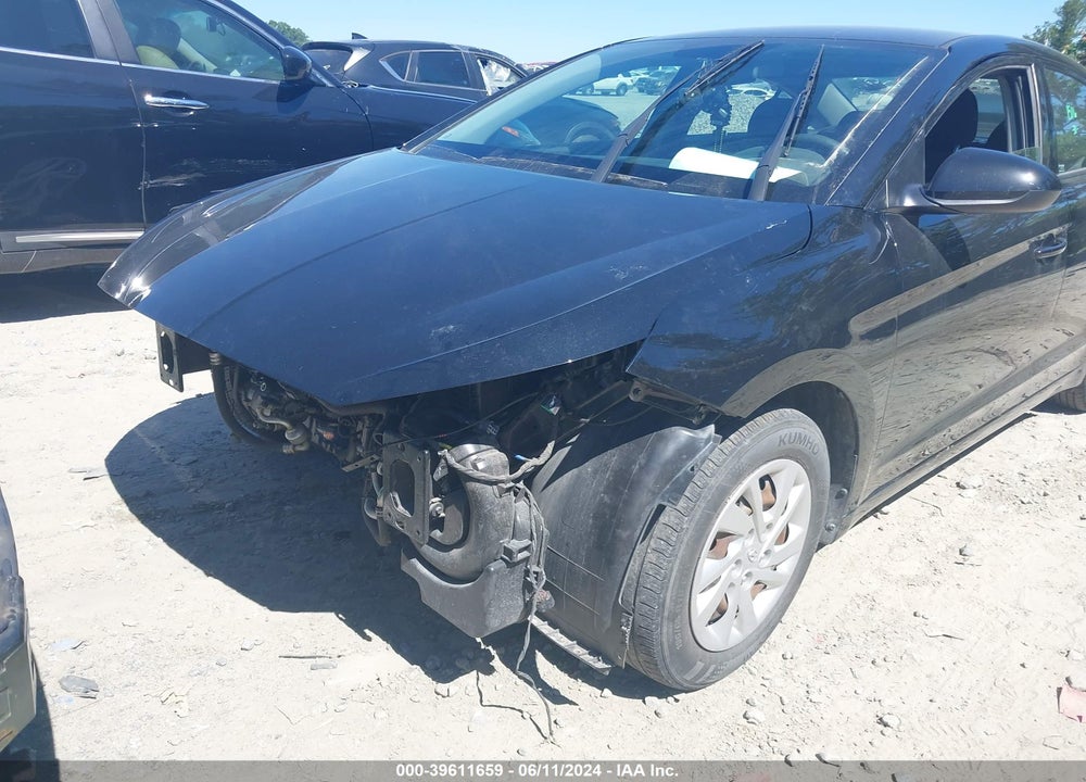 2019 HYUNDAI ELANTRA SE VIN: 5NPD74LF6KH409789