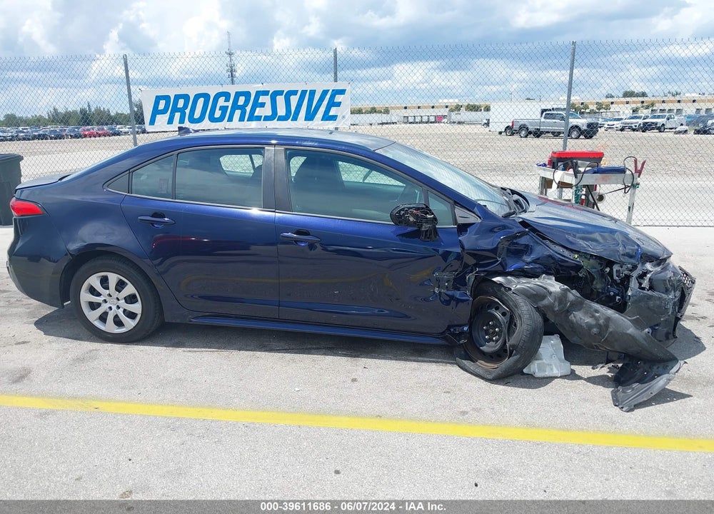 2020 TOYOTA COROLLA LE VIN: 5YFEPRAE3LP105948