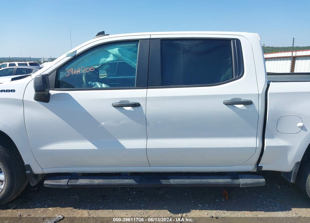 2022 CHEVROLET SILVERADO 1500 4WD SHORT BED CUSTOM VIN: 1GCPDBEK4NZ550264