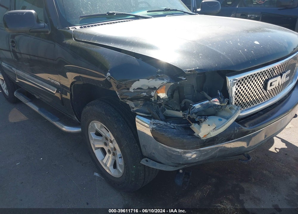 2004 GMC YUKON SLE VIN: 1GKEK13ZX4R299017