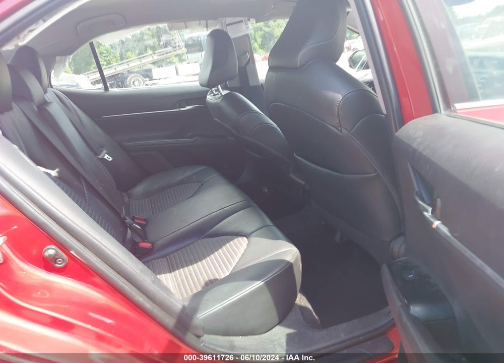 2020 TOYOTA CAMRY SE VIN: 4T1G11AK4LU332548