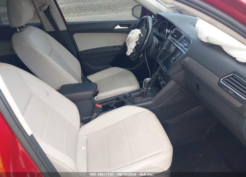 2019 VOLKSWAGEN TIGUAN 2.0T SE/2.0T SEL/2.0T SEL R-LINE/2.0T SEL R-LINE BLACK VIN: 3VV2B7AX5KM189351