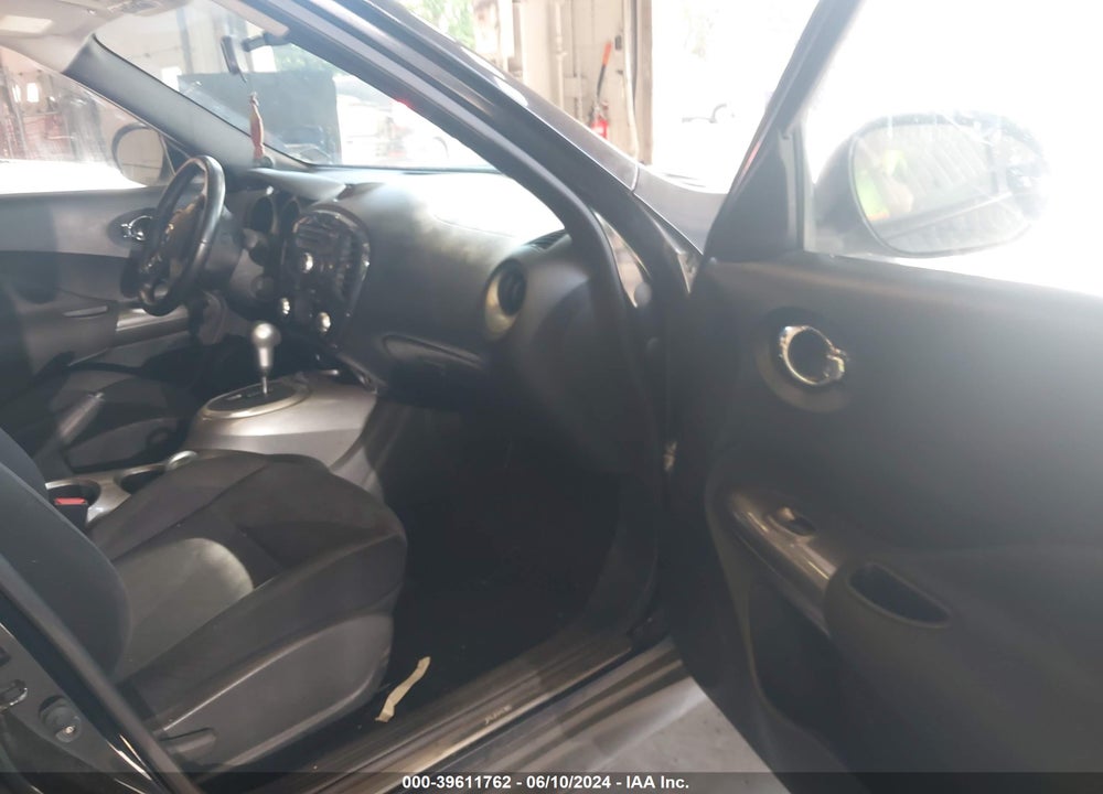 2012 NISSAN JUKE SV VIN: JN8AF5MV9CT113975