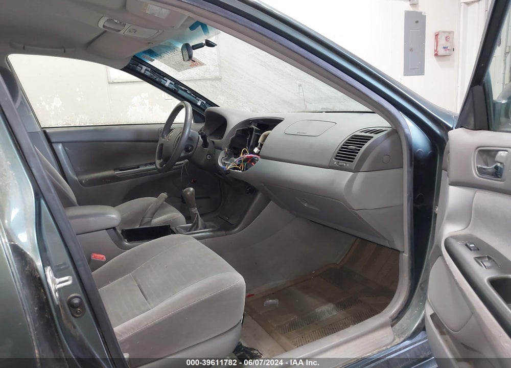 2005 TOYOTA CAMRY LE VIN: JTDBE32K850311404