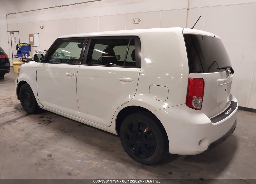 2015 SCION XB VIN: JTLZE4FE5FJ079367