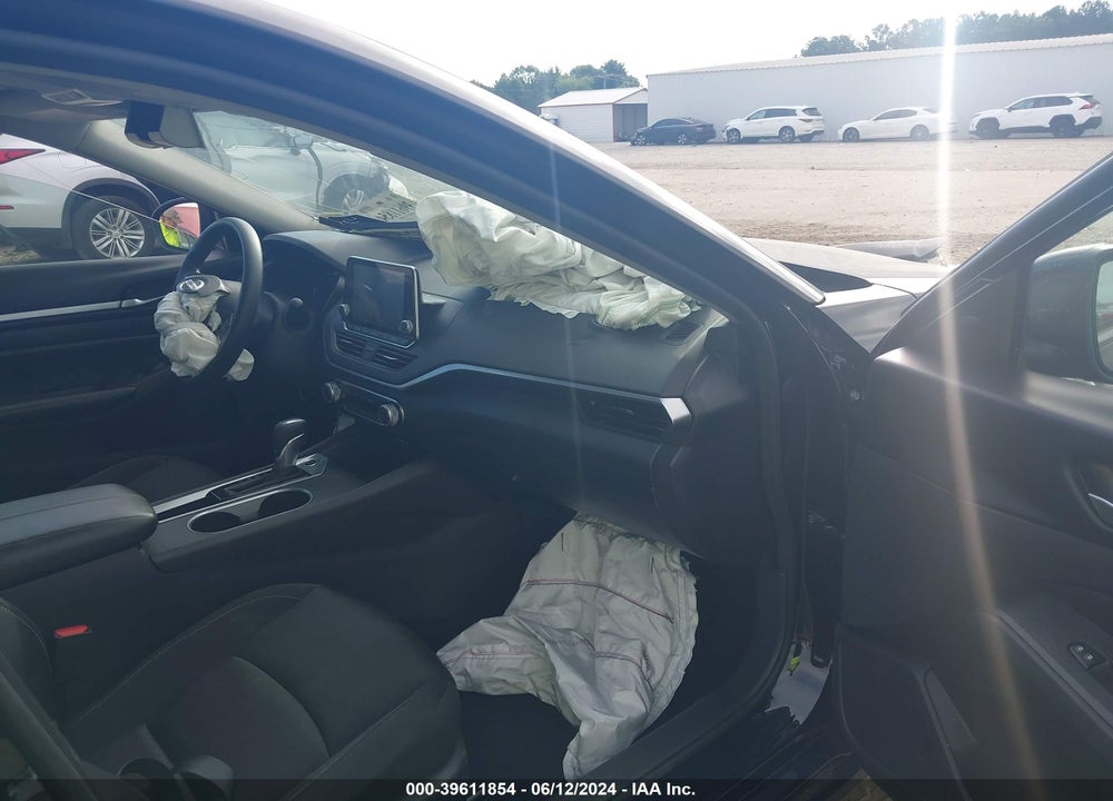 2022 NISSAN ALTIMA SV FWD VIN: 1N4BL4DV6NN402733