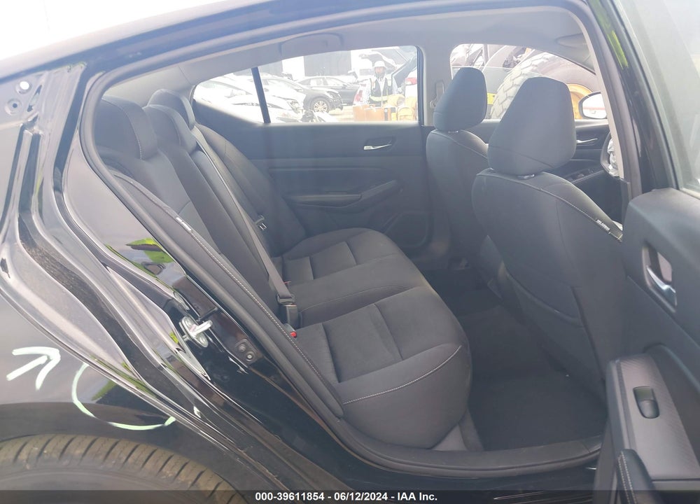 2022 NISSAN ALTIMA SV FWD VIN: 1N4BL4DV6NN402733