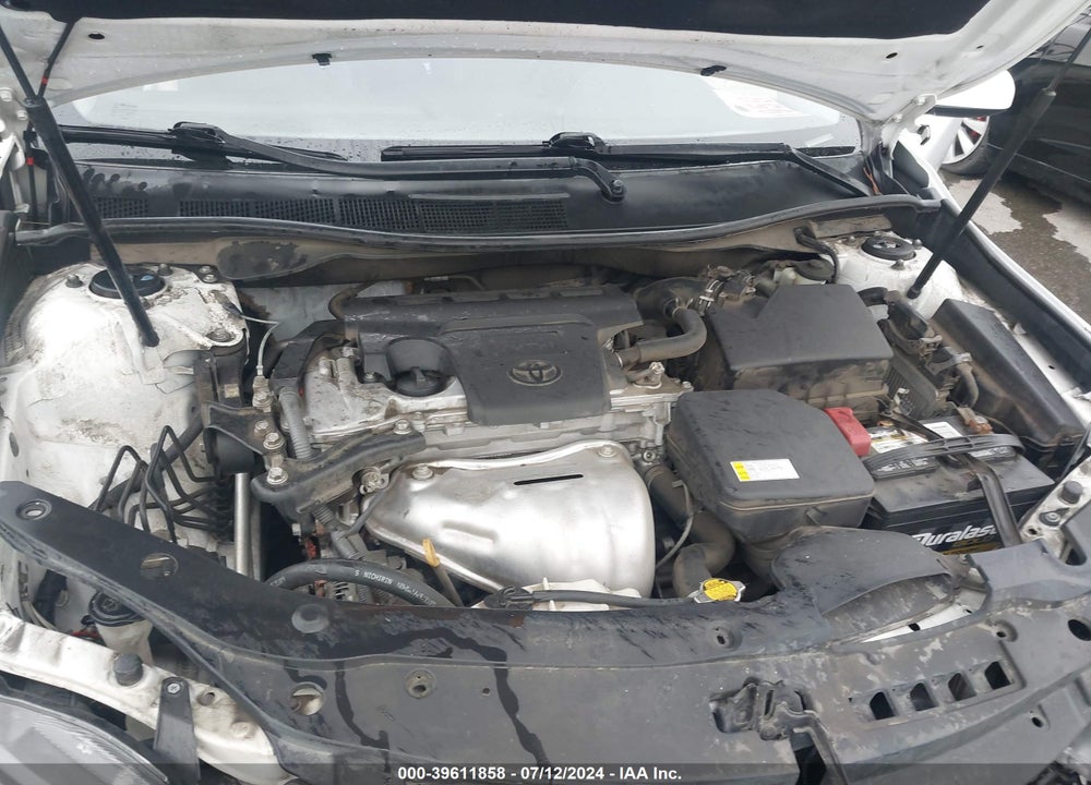 2016 TOYOTA CAMRY SE VIN: 4T1BF1FK3GU120864