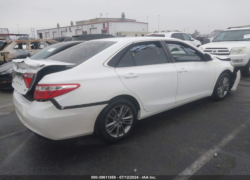 2016 TOYOTA CAMRY SE VIN: 4T1BF1FK3GU120864