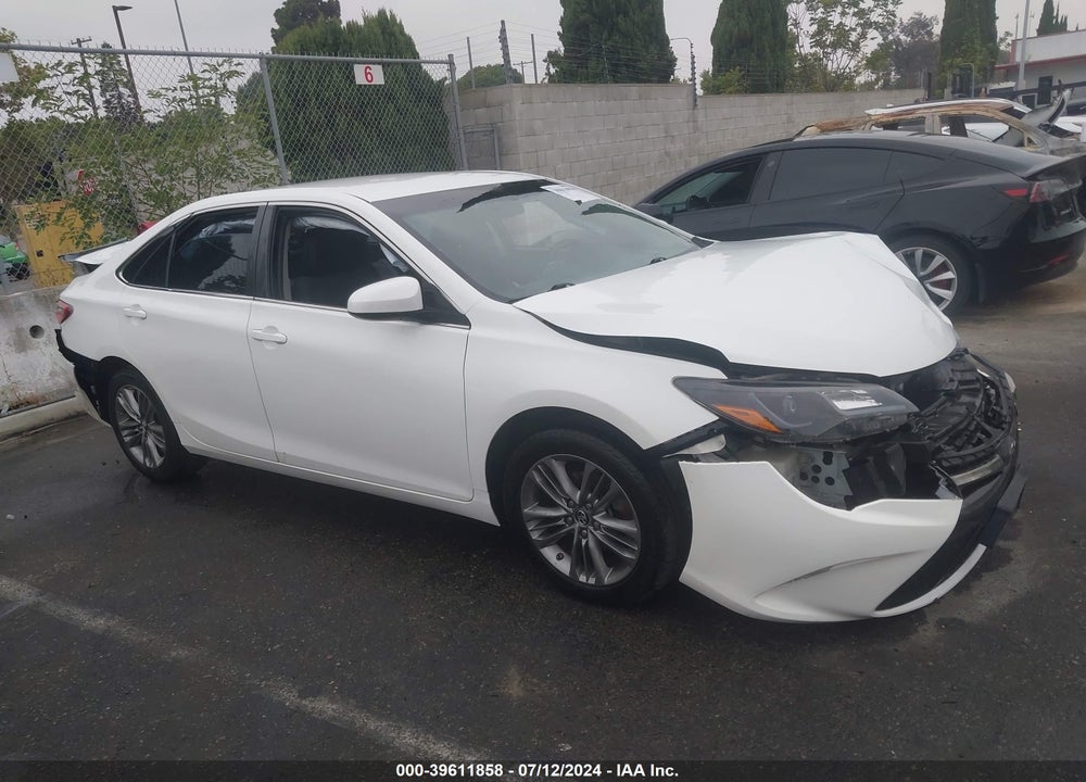 2016 TOYOTA CAMRY SE VIN: 4T1BF1FK3GU120864