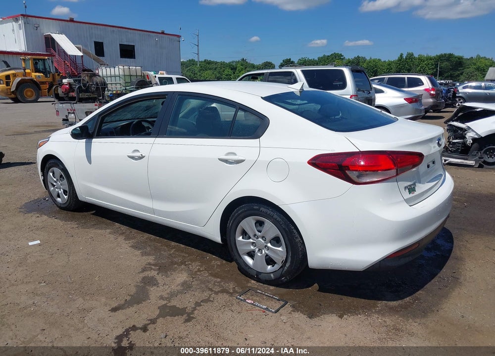 2017 KIA FORTE LX VIN: 3KPFK4A75HE037541