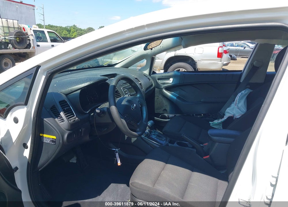 2017 KIA FORTE LX VIN: 3KPFK4A75HE037541