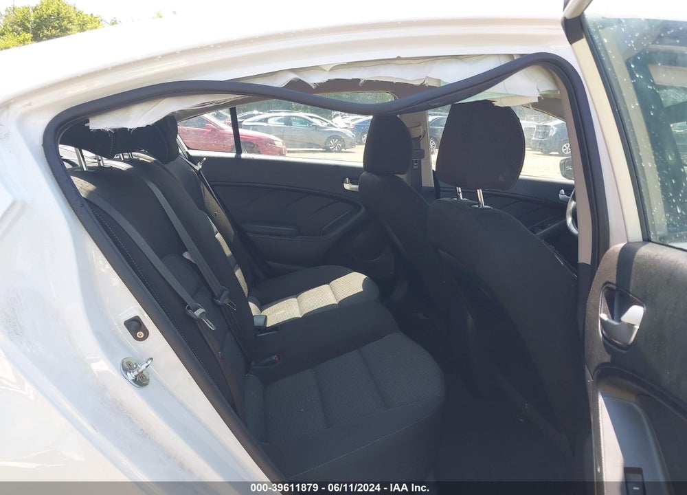 2017 KIA FORTE LX VIN: 3KPFK4A75HE037541