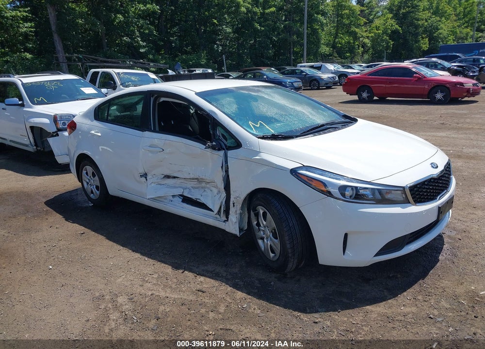 2017 KIA FORTE LX VIN: 3KPFK4A75HE037541