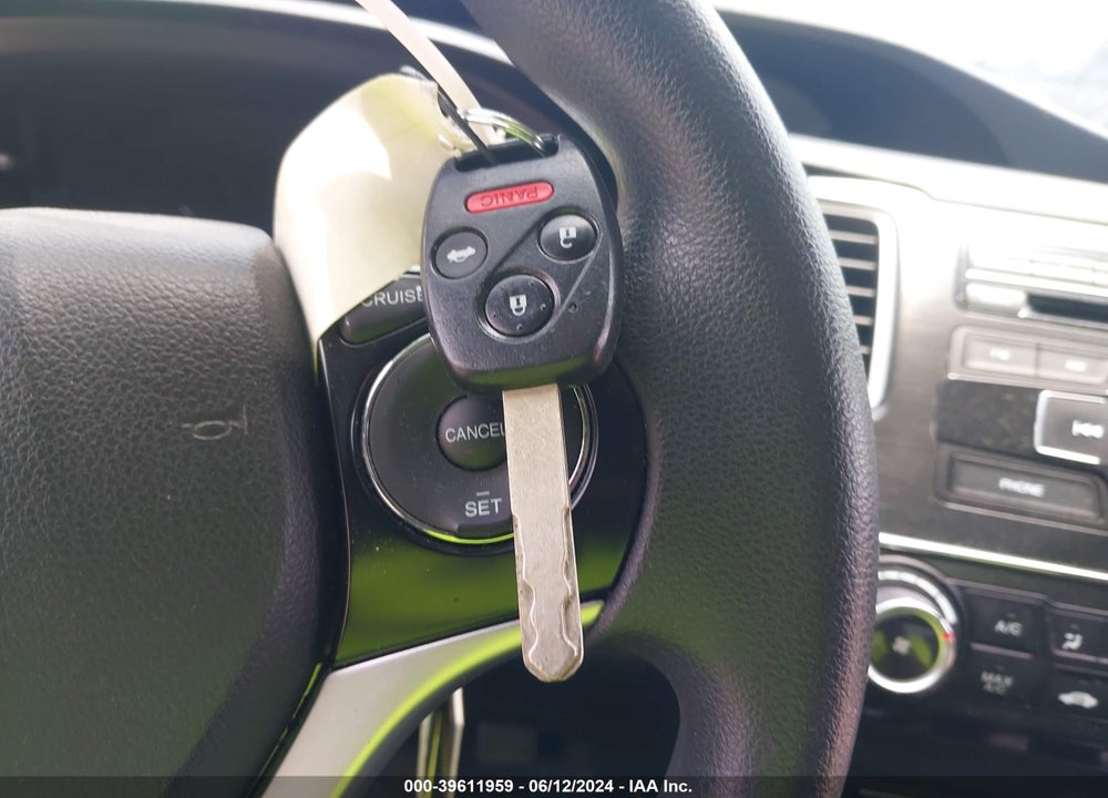 2013 HONDA CIVIC LX VIN: 19XFB2F57DE009066