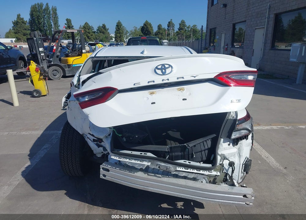 2021 TOYOTA CAMRY SE VIN: 4T1T11AK2MU512949