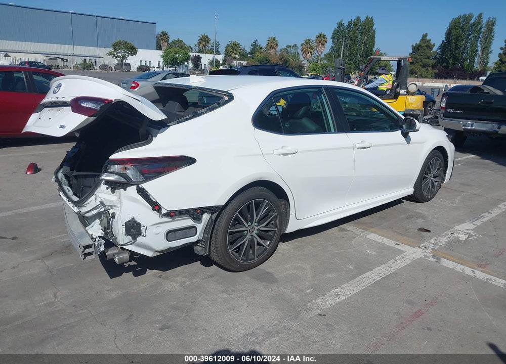 2021 TOYOTA CAMRY SE VIN: 4T1T11AK2MU512949