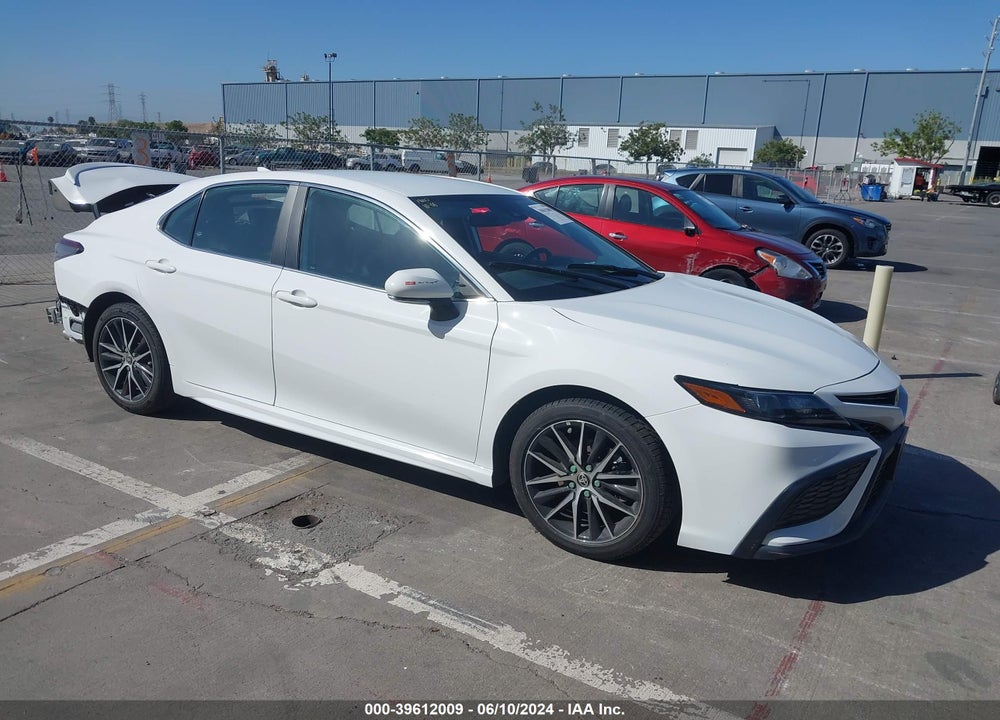 2021 TOYOTA CAMRY SE VIN: 4T1T11AK2MU512949
