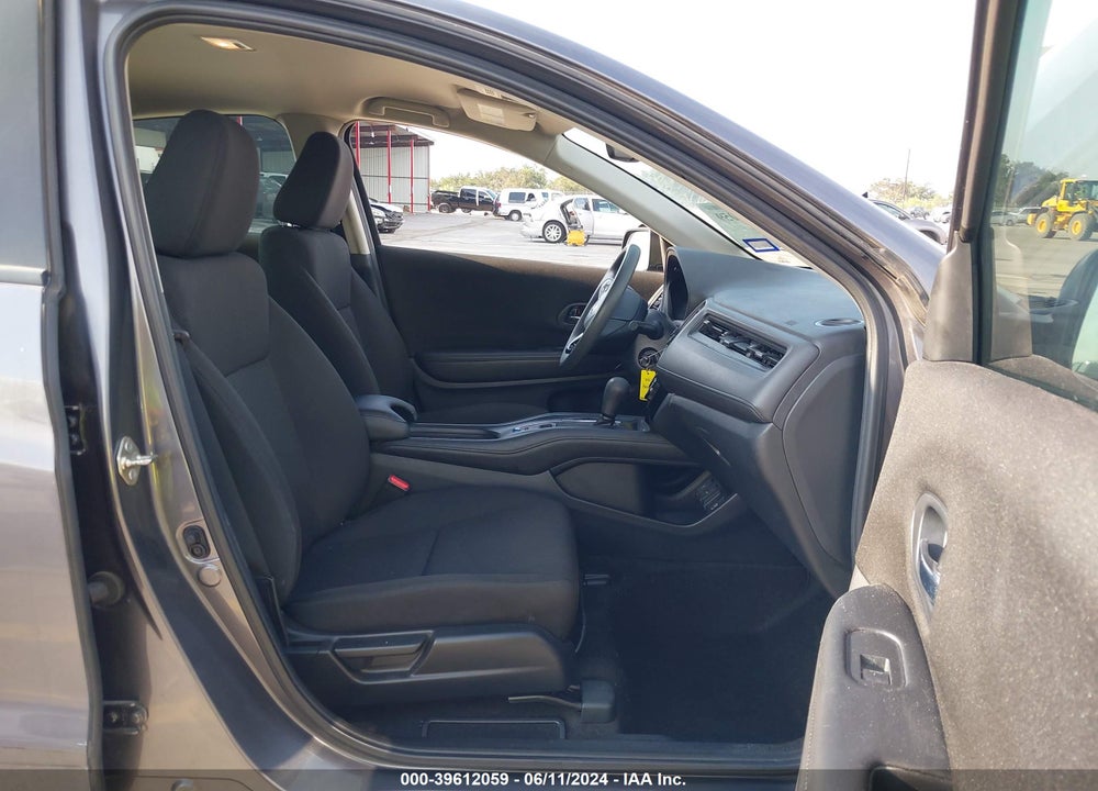 2017 HONDA HR-V LX VIN: 3CZRU5H36HM713141