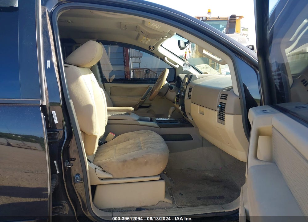 2014 NISSAN TITAN VIN: 1N6AA0EC2EN505131