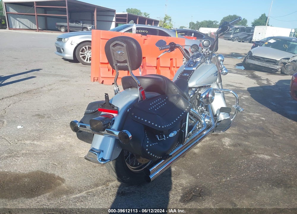 2005 HARLEY-DAVIDSON FLSTC VIN: 1HD1BJY175Y032307