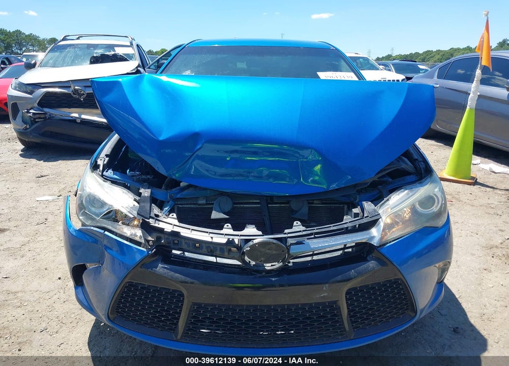 2017 TOYOTA CAMRY SE VIN: 4T1BF1FK3HU678196
