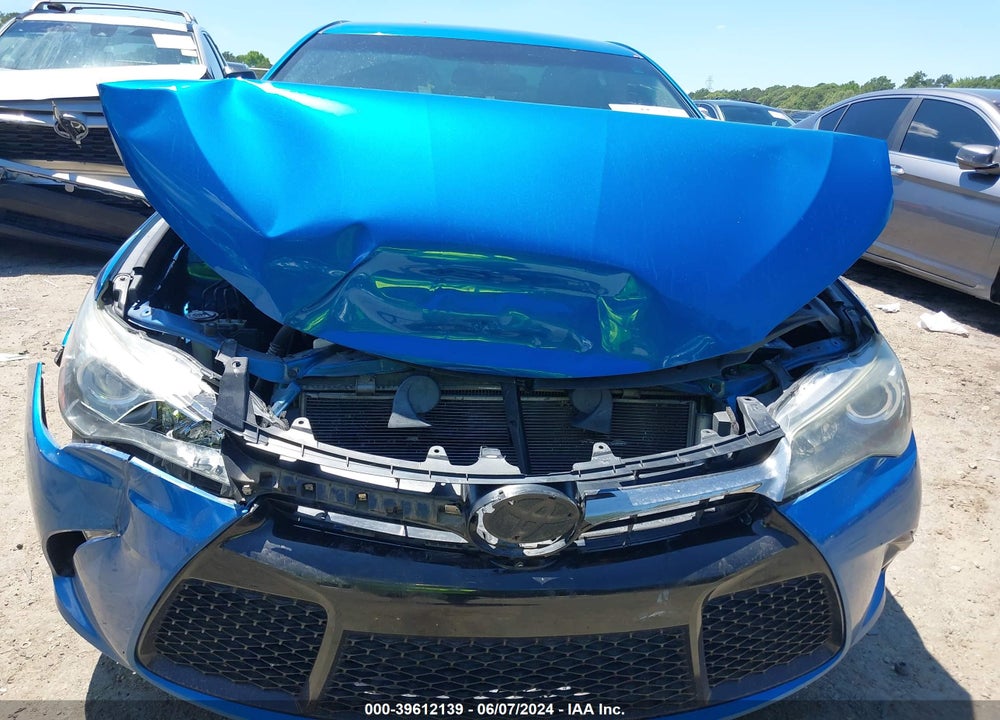 2017 TOYOTA CAMRY SE VIN: 4T1BF1FK3HU678196