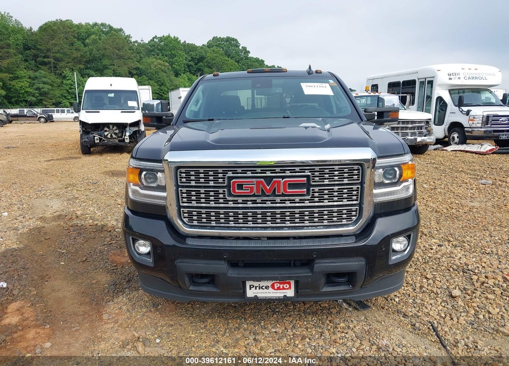 2019 GMC SIERRA 3500HD DENALI VIN: 1GT42WEG8KF130967