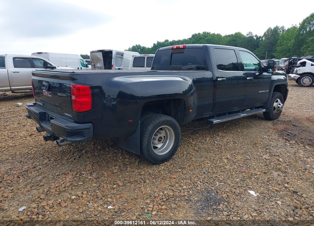 2019 GMC SIERRA 3500HD DENALI VIN: 1GT42WEG8KF130967