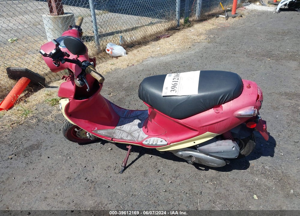 2013 GENUINE SCOOTER CO. BUDDY 170I VIN: RFVPAC908D1001967