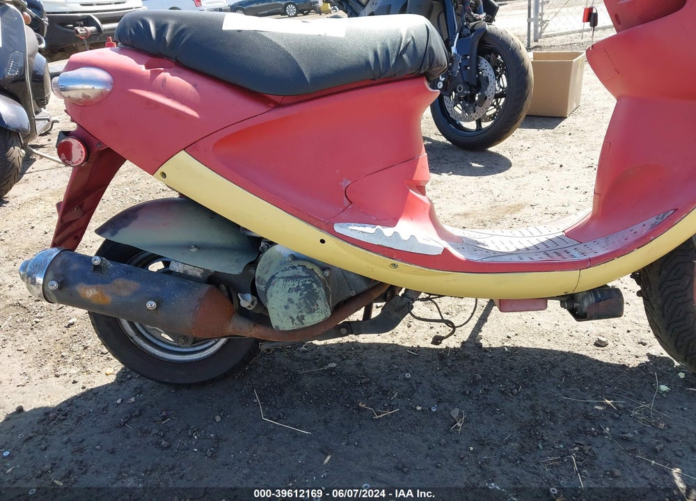 2013 GENUINE SCOOTER CO. BUDDY 170I VIN: RFVPAC908D1001967