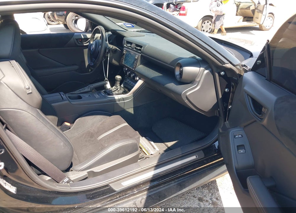 2023 TOYOTA GR86 PREMIUM VIN: JF1ZNBF16P8764425