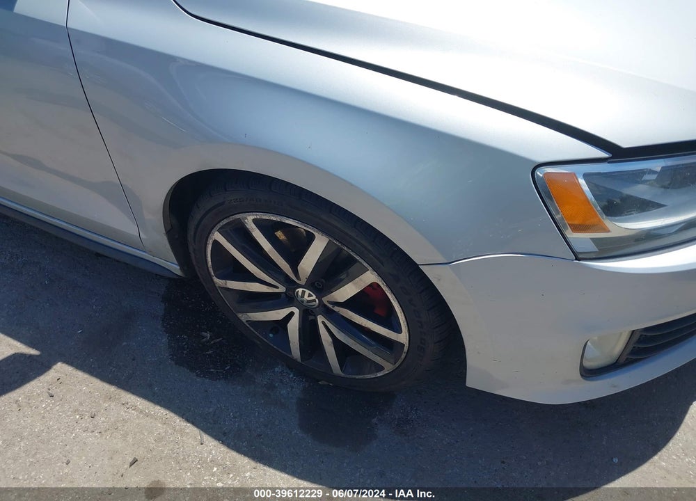 2012 VOLKSWAGEN JETTA GLI AUTOBAHN W/NAV VIN: 3VW5A7AJ8CM124096