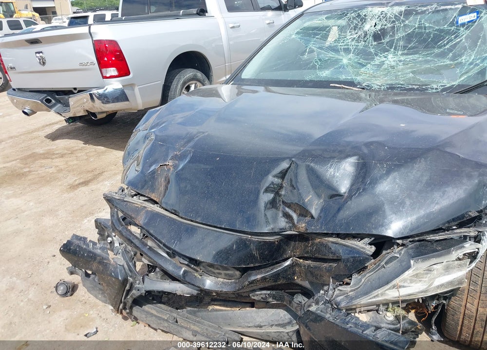 2019 TOYOTA CAMRY SE VIN: 4T1B11HK2KU800629