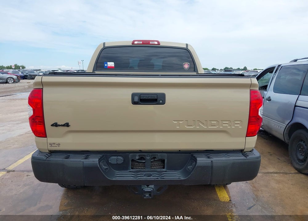 2019 TOYOTA TUNDRA SR5 5.7L V8 VIN: 5TFDW5F17KX823323
