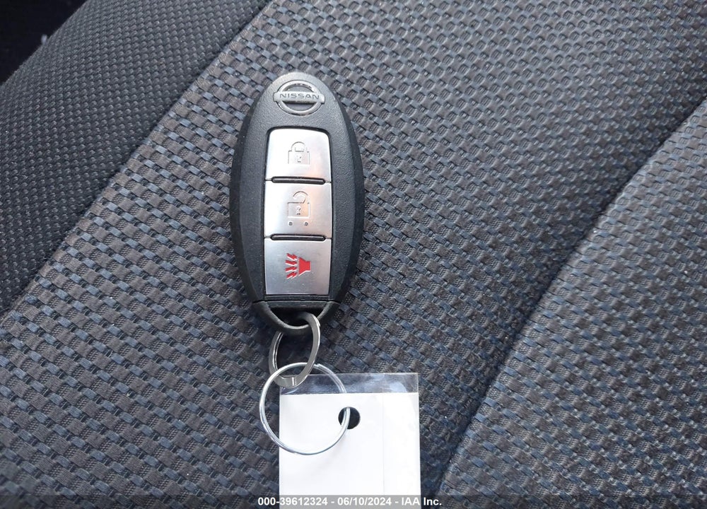 2011 NISSAN ROGUE SV VIN: JN8AS5MV4BW274680