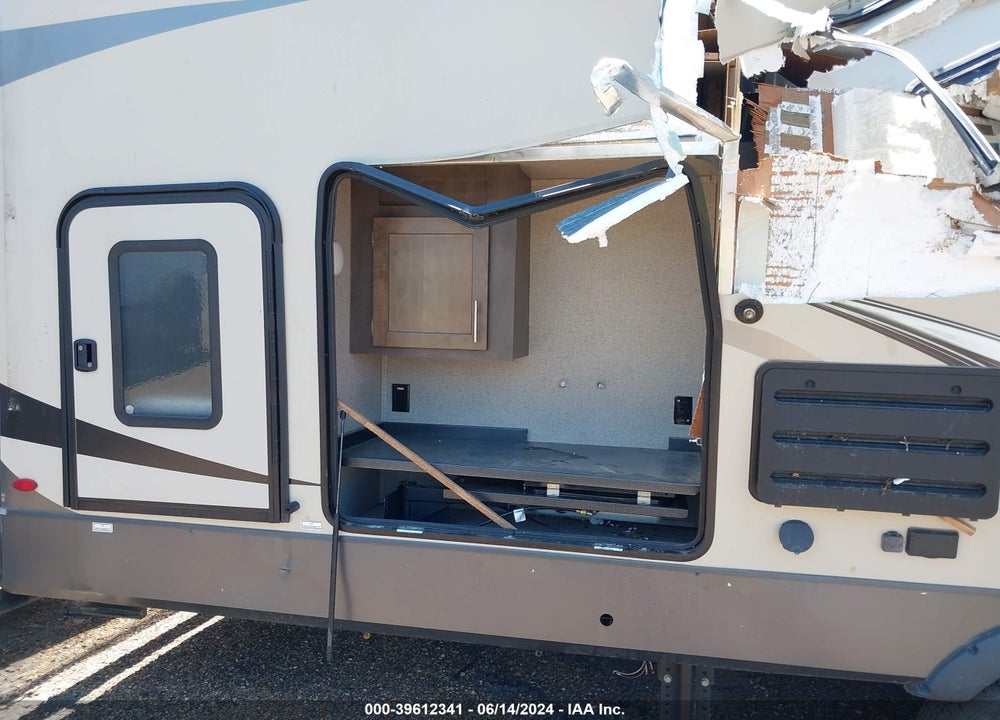 2019 ROCKWELL ULTRA LITE VIN: 4X4FRLD21K1888438