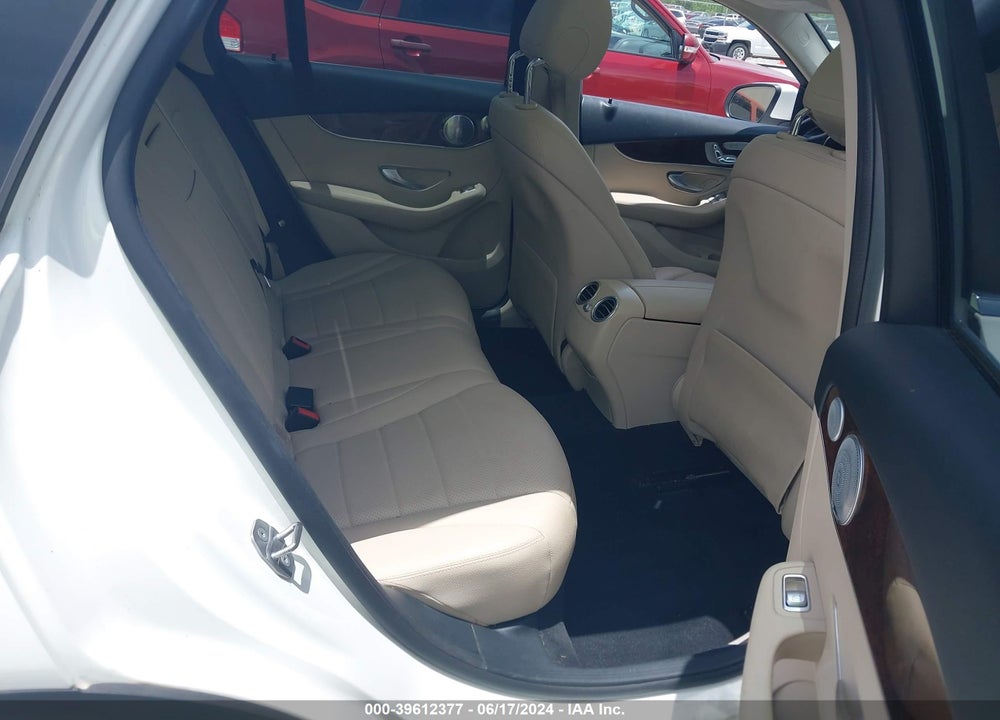 2017 MERCEDES-BENZ GLC 300 VIN: WDC0G4JB4HF143068