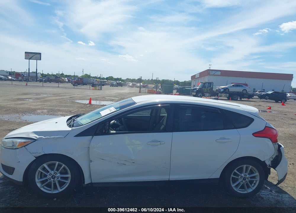 2017 FORD FOCUS SE VIN: 1FADP3K24HL212770