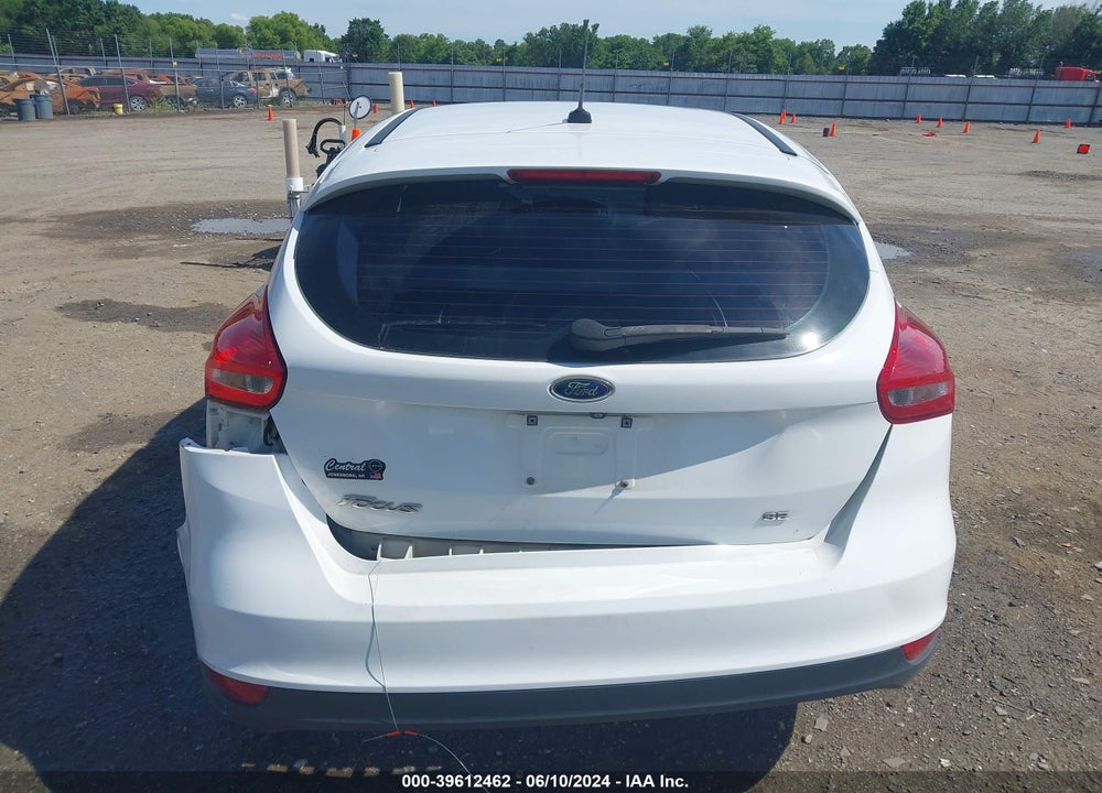 2017 FORD FOCUS SE VIN: 1FADP3K24HL212770