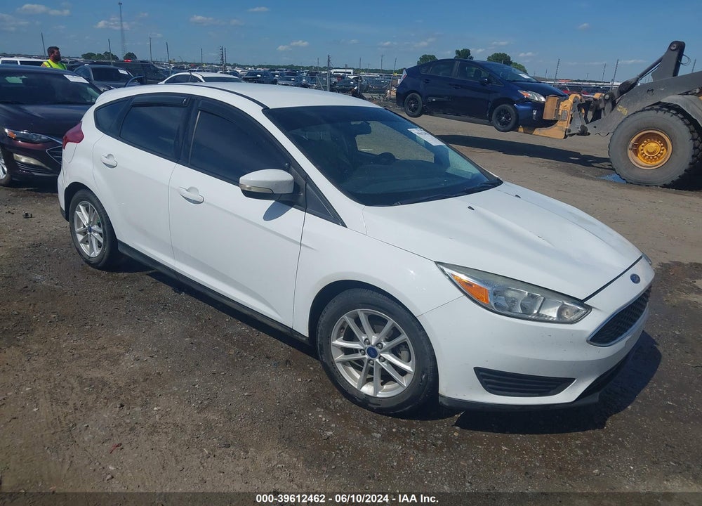 2017 FORD FOCUS SE VIN: 1FADP3K24HL212770